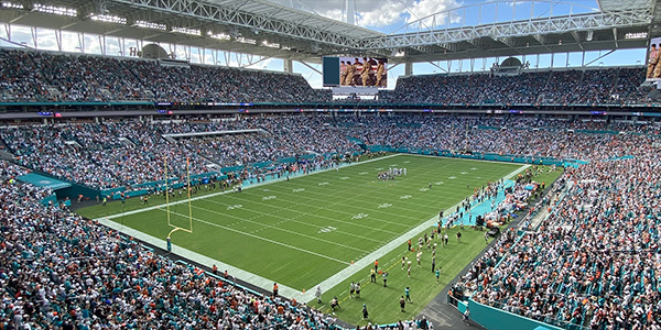 Miami Dolphins vs. New York Giants Tickets Sun, Oct 8, 2023 1:00 pm at Hard  Rock Stadium in Miami Gardens, FL